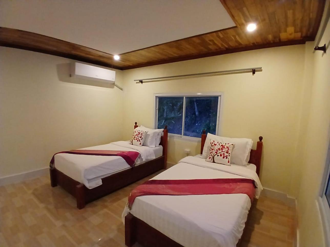 Villa Mekong 2 Guesthouse Muang Pakbèng Extérieur photo